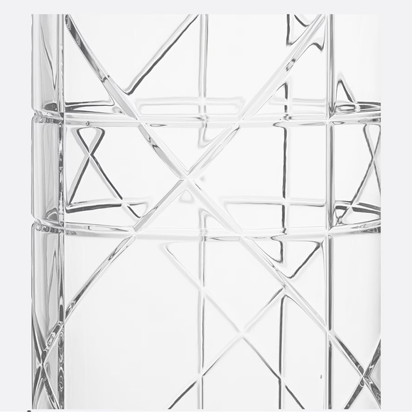 Dior Vase - Picture 2 of 4